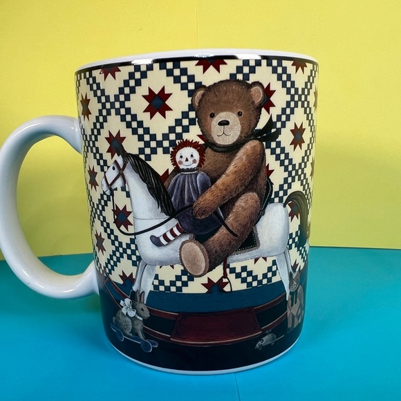 Lang and Wise Mug Teddy & Friends 12 Oz Collector Mug With Box, Vintage 1997 - Picture 4 of 14